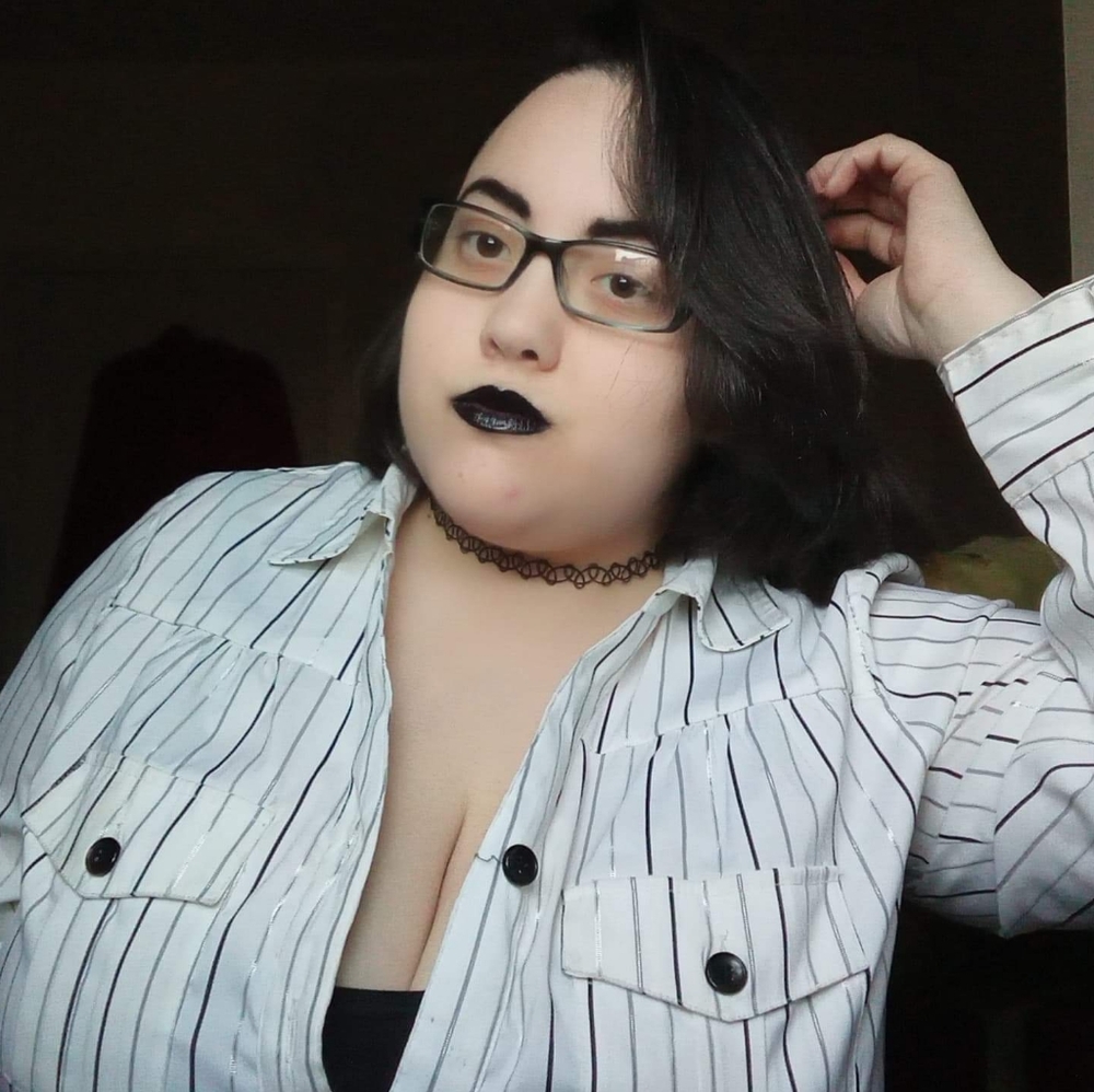 Sexy 🖤 white top and black stripes | classy